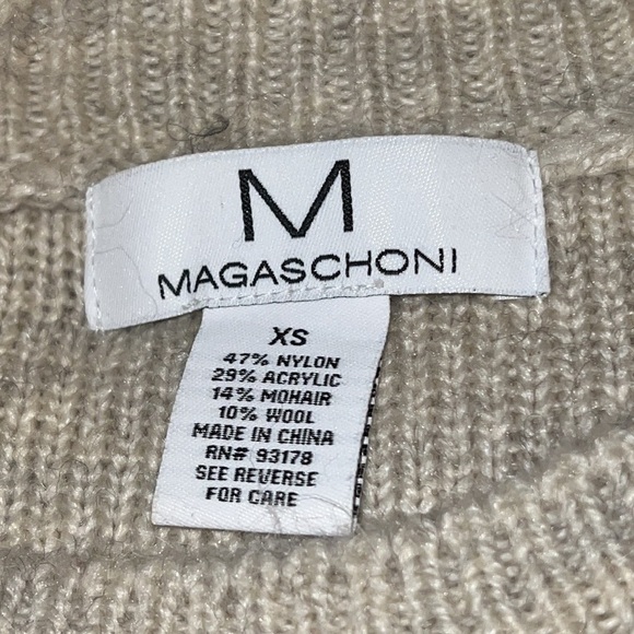 Magaschoni‎ pullover natural tan crewneck sweater Sz XS - Picture 6 of 6